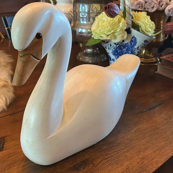 Large Vintage Signed Wooden Swan Decoy from Stanstead - Stunning Collectible - Picture 4 of 8
